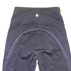 Lululemon black and mesh leggings